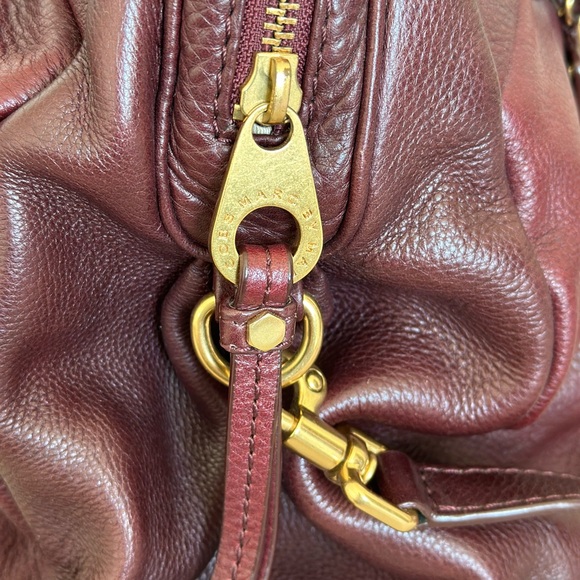 Marc By Marc Jacobs Maroon Leather Bowling Bag with Gold Hardware - Picture 4 of 10